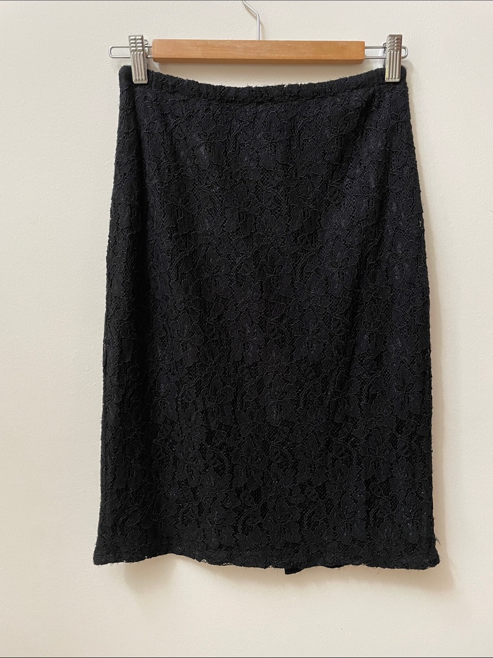 Aritzia t. babaton Black Lace Midi Skirt